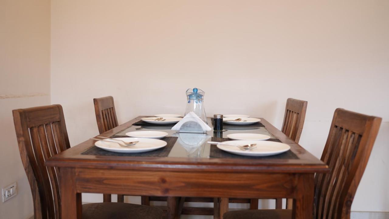 World Residences Srīnagar Екстериор снимка